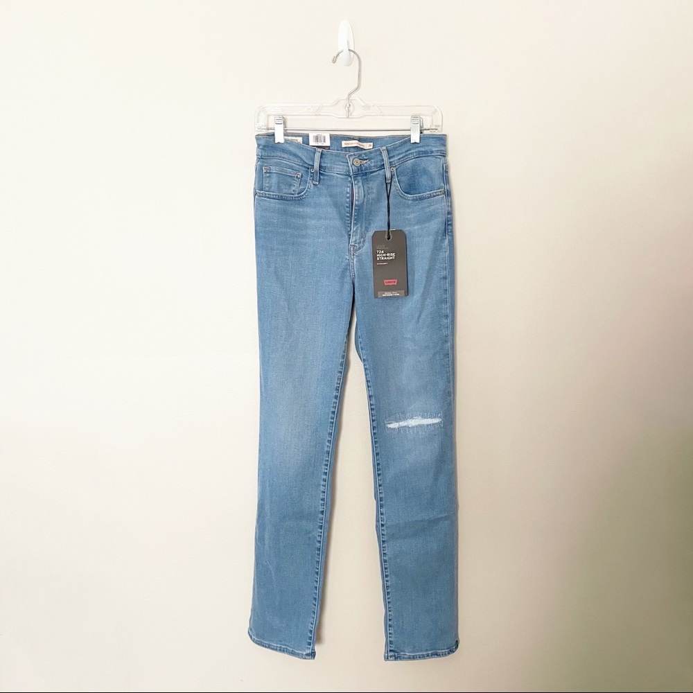 NWT Levi’s 724 High Rise Straight Leg Jeans